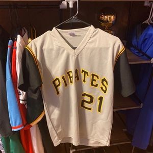 Roberto Clemente jersey
